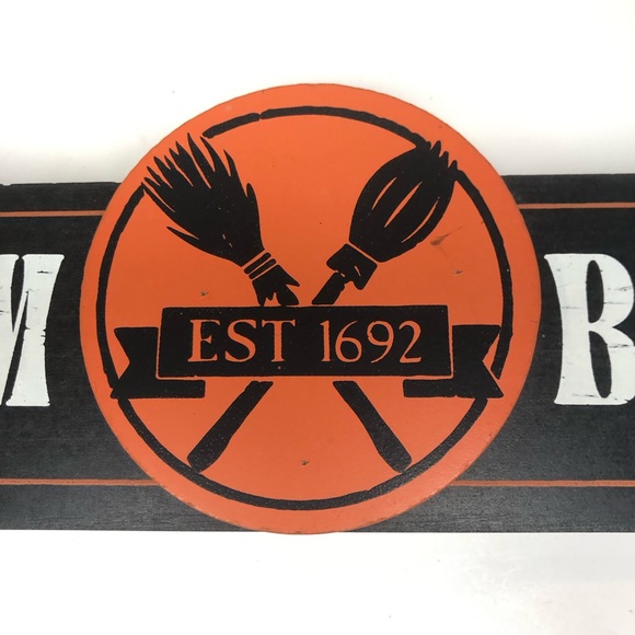 Halloween olde Salem broom co. Established 1692 wooden sign - Picture 2 of 15